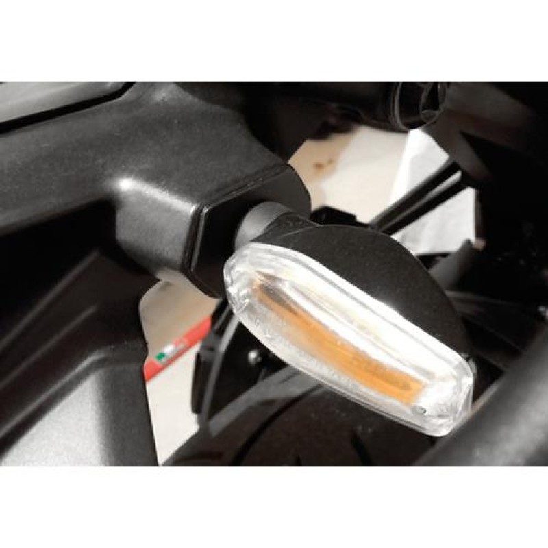 ΑΝΤΑΠΤΟΡΑΣ ΓΙΑ ΦΛΑΣ KAWASAKI 2012+ 48x31mm 4 ΤΕΜ. - Lampa - 9046.7-LM ΑΝΤΑΠΤΟΡΑΣ ΓΙΑ ΦΛΑΣ KAWASAKI 2012+ 48x31mm 4 ΤΕΜ. - Lampa - 9046.7-LM