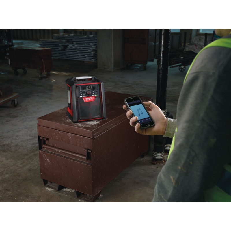 M18™ RC-0 ΡΑΔΙΟΦΩΝΟ ΦΟΡΤΙΣΤΗΣ ΕΡΓΟΤΑΞΙΟΥ ΜΕ BLUETOOTH | Milwaukee 4002395005420 M18™ RC-0 ΡΑΔΙΟΦΩΝΟ ΦΟΡΤΙΣΤΗΣ ΕΡΓΟΤΑΞΙΟΥ ΜΕ BLUETOOTH | Milwaukee 4002395005420