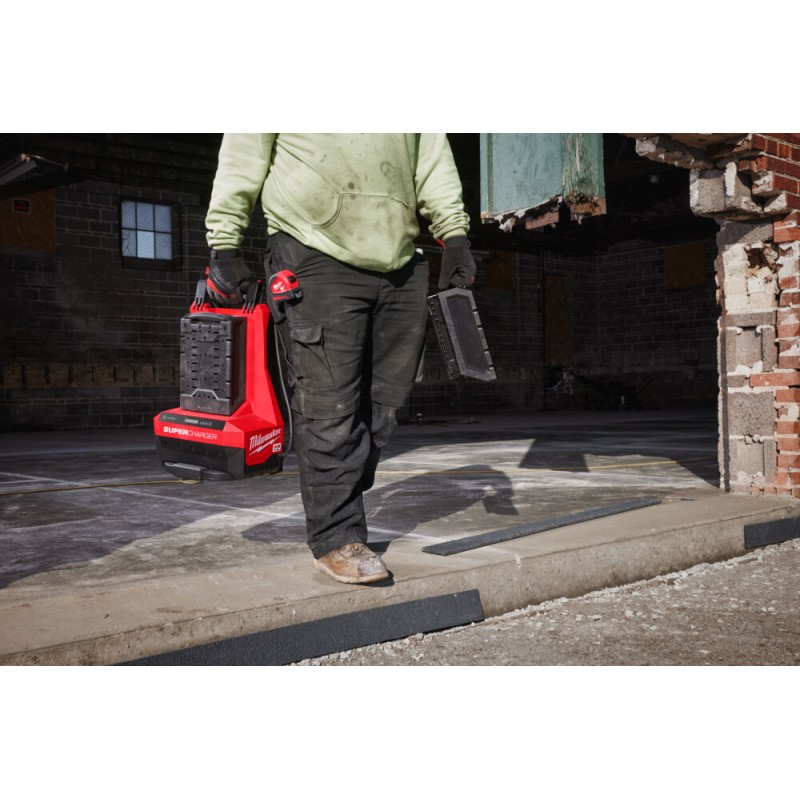 MX FUEL™ MXF SC SUPER ΓΡΗΓΟΡΟΣ ΦΟΡΤΙΣΤΗΣ ΜΠΑΤΑΡΙΑΣ | Milwaukee 4932492848